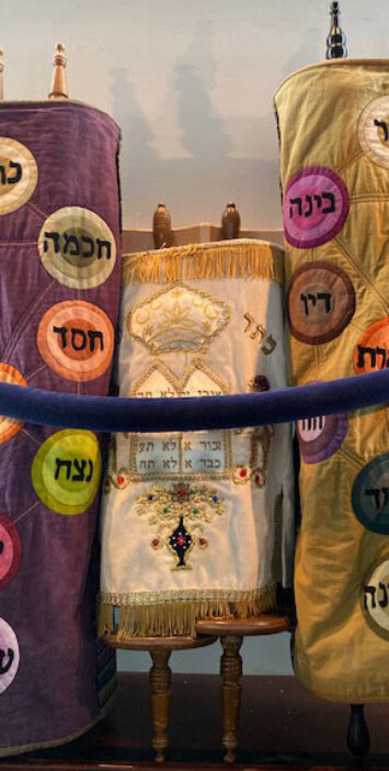 Torah IMG_4292-5